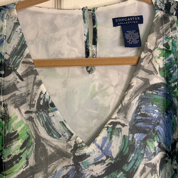 Doncaster Multicolor Abstract V-Neck Blouse - Picture 2 of 7